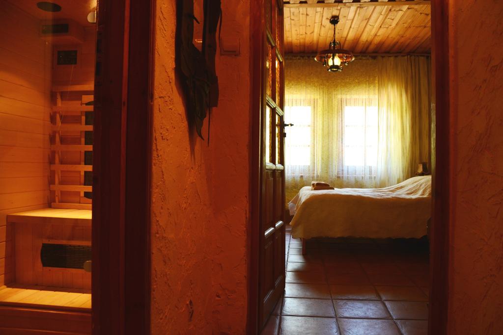 Galindia Hotel Iznota Szoba fotó